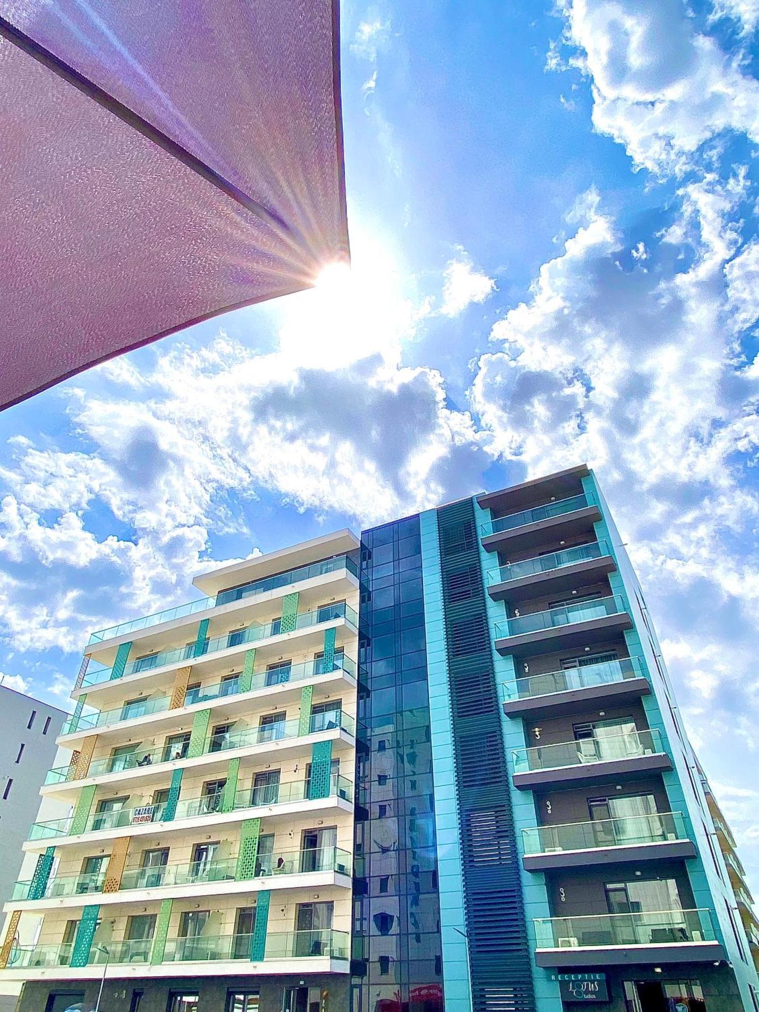 Marcony Boutique Apartments Мамая Екстериор снимка