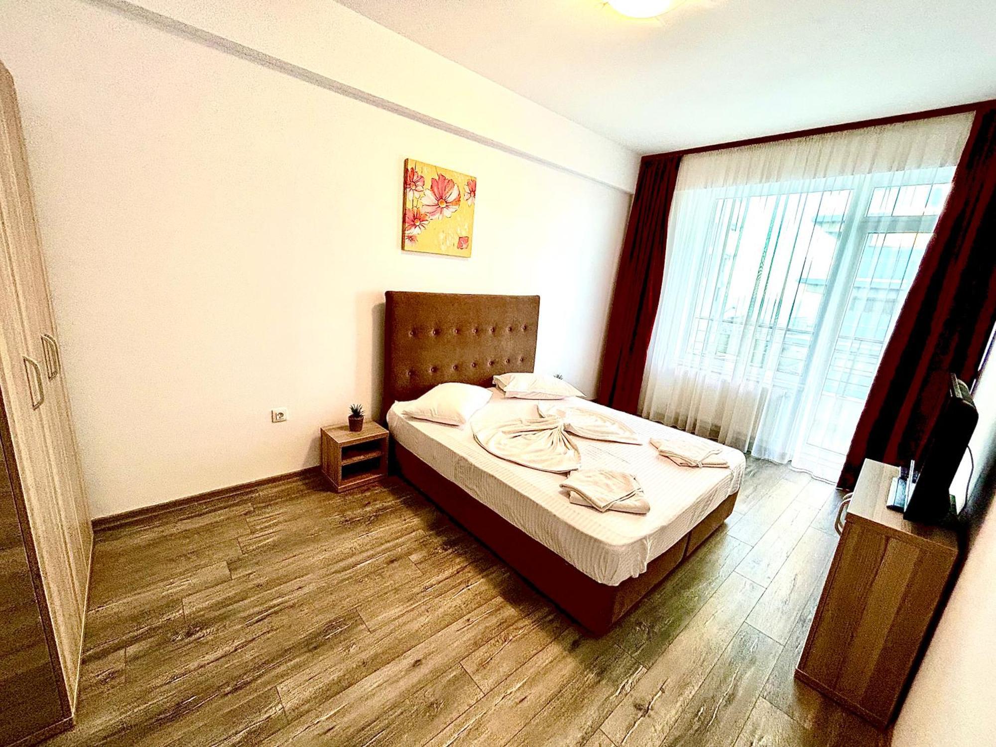 Marcony Boutique Apartments Мамая Екстериор снимка